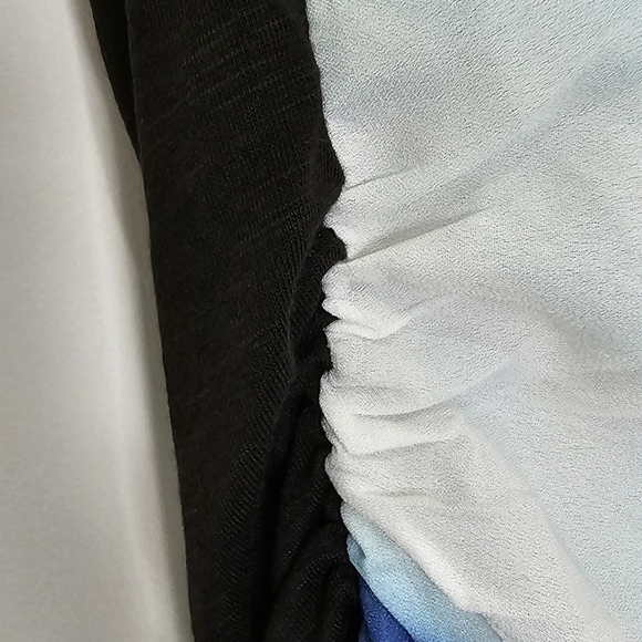 TAYLOR SWIFT Graphic Shirt with Mesh Size M/L - Picture 6 of 17